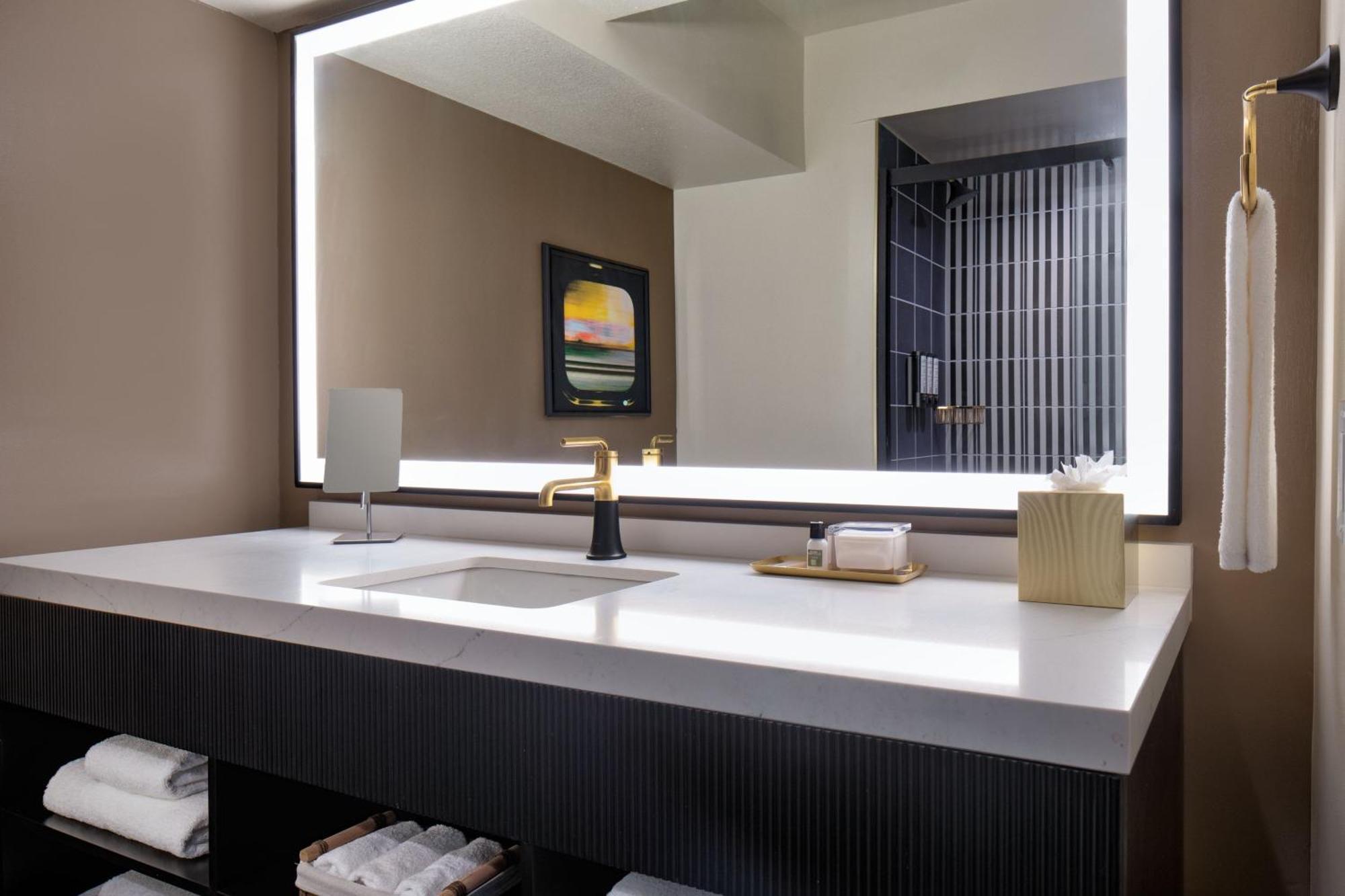 The Lasalle Hotel, Bryan College Station, A Tribute Portfolio Hotel المظهر الخارجي الصورة