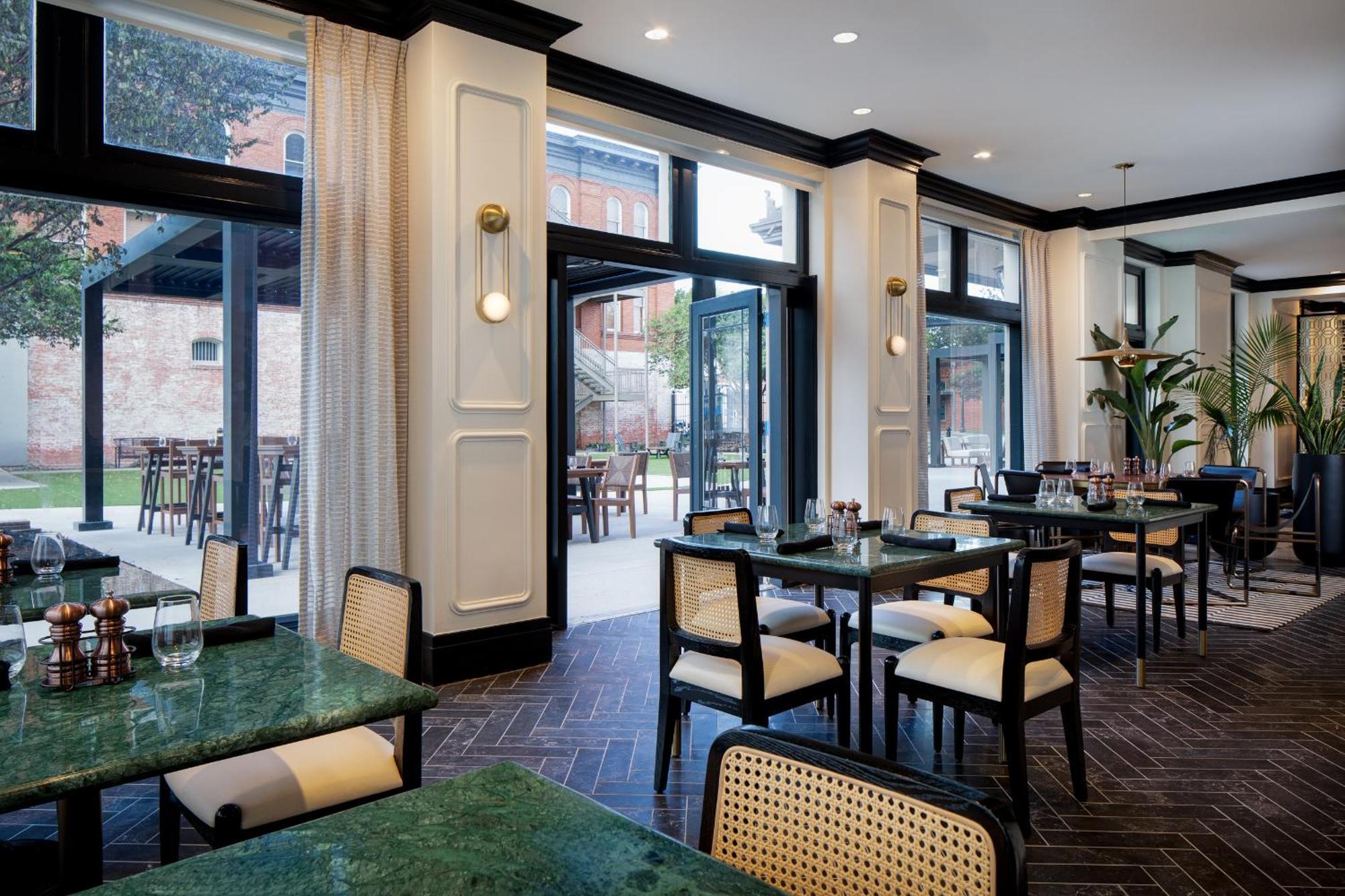 The Lasalle Hotel, Bryan College Station, A Tribute Portfolio Hotel المظهر الخارجي الصورة